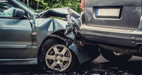 Obrázok: autonehoda a následky na rodinu