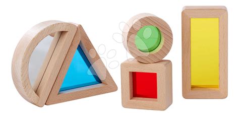 Montessori inšpirované drevené kocky v učebnom prostredí