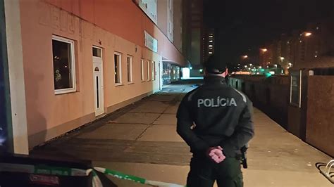 polícia na mieste činu