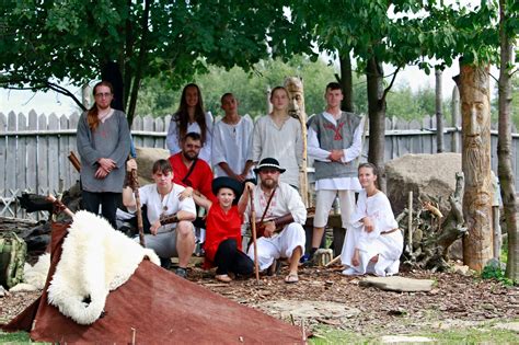 Tradičné pôrodné metódy