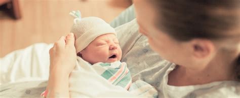 Pôrodné zvyky a starostlivosť o novorodenca na Kysuciach v prvej polovici 20. storočia