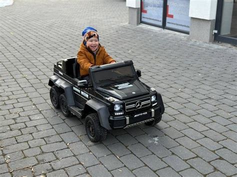 Porovnanie rôznych typov elektrických autíčok pre deti
