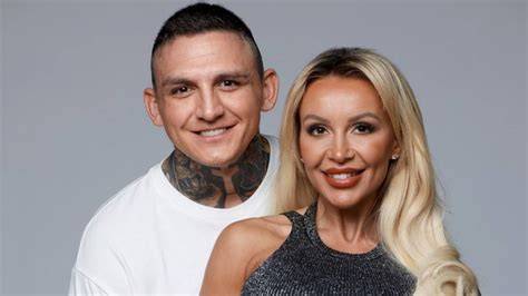 Infografika: Profil Gábor Boráros a jeho kariérne míľniky
