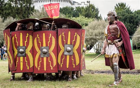 Gladiátori: Hviezdy starovekých arén a ich životy