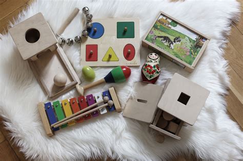 Obrázok: Montessori prvky v praktických hračkách pre ročné deti