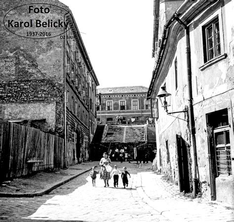Archívna fotografia z obdobia štúdií