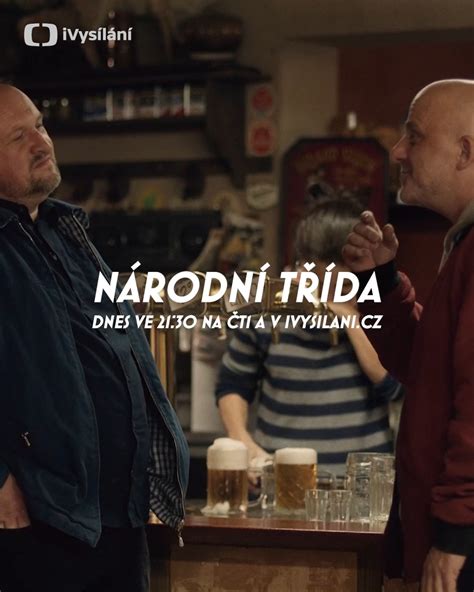 Rehabilitačná sestra cvičí s dieťaťom