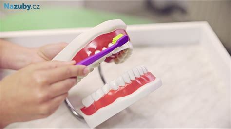 Správne čistenie zubov u detí