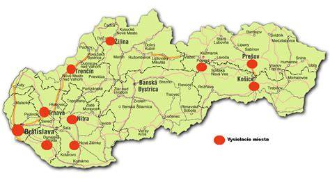 Mapa Slovenska s vyznačenými lokalitami spomínaných kauz a zhromaždení