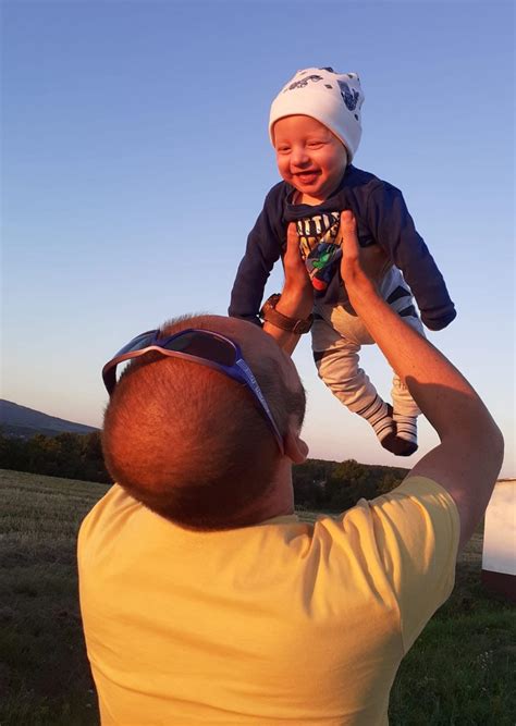 Kedy sa dieťa plazí: Vývojový míľnik a jeho podpora