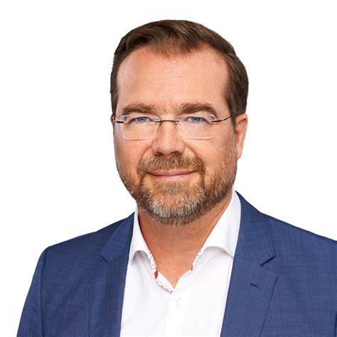 Marek Krajčí: životopis, narodenie a politická dráha