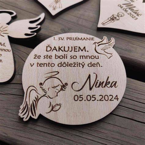 Obrázok 1: Dizajn personalizovanej menovky na stenu s dátumom, váhou a časom narodenia