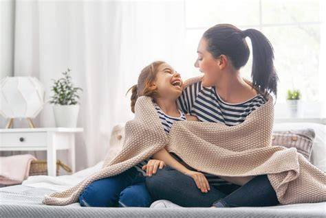 Bezpečná väzba ako základ emocionálneho rozvoja